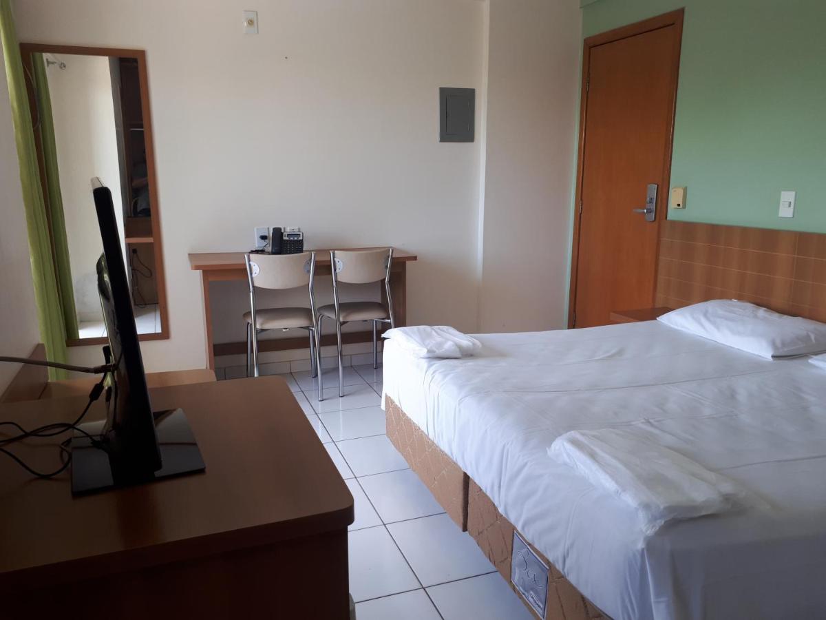 Suite Golden Dolphin - Sem Tv Caldas Novas Exterior photo